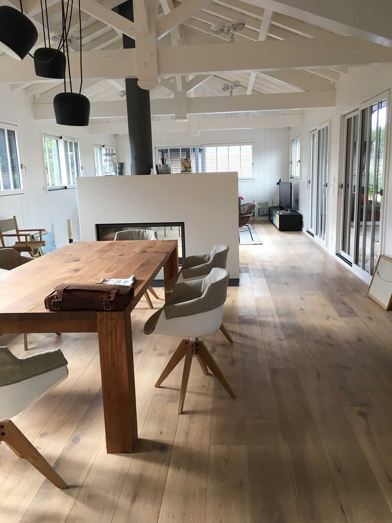 Peintre Capbreton, Peintre Hossegor, Peinture Capbreton, Peinture Hossegor, Ravalement de façade Capbreton, Ravalement de façade Hossegor, Rénovation intérieure Capbreton, Rénovation intérieure Hossegor, Travaux de peinture Capbreton, Travaux de peinture Hossegor