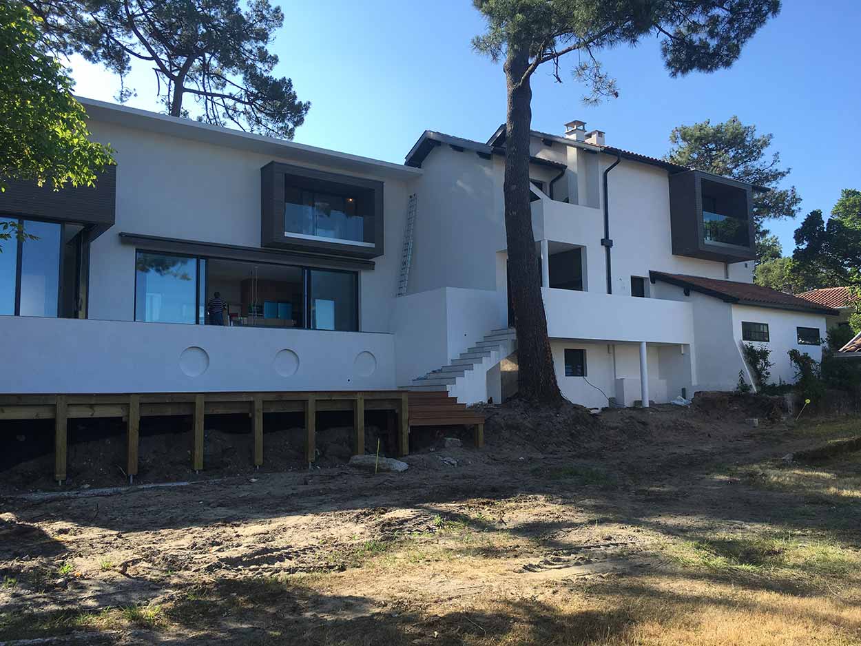 Peintre Capbreton, Peintre Hossegor, Peinture Capbreton, Peinture Hossegor, Ravalement de façade Capbreton, Ravalement de façade Hossegor, Rénovation intérieure Capbreton, Rénovation intérieure Hossegor, Travaux de peinture Capbreton, Travaux de peinture Hossegor